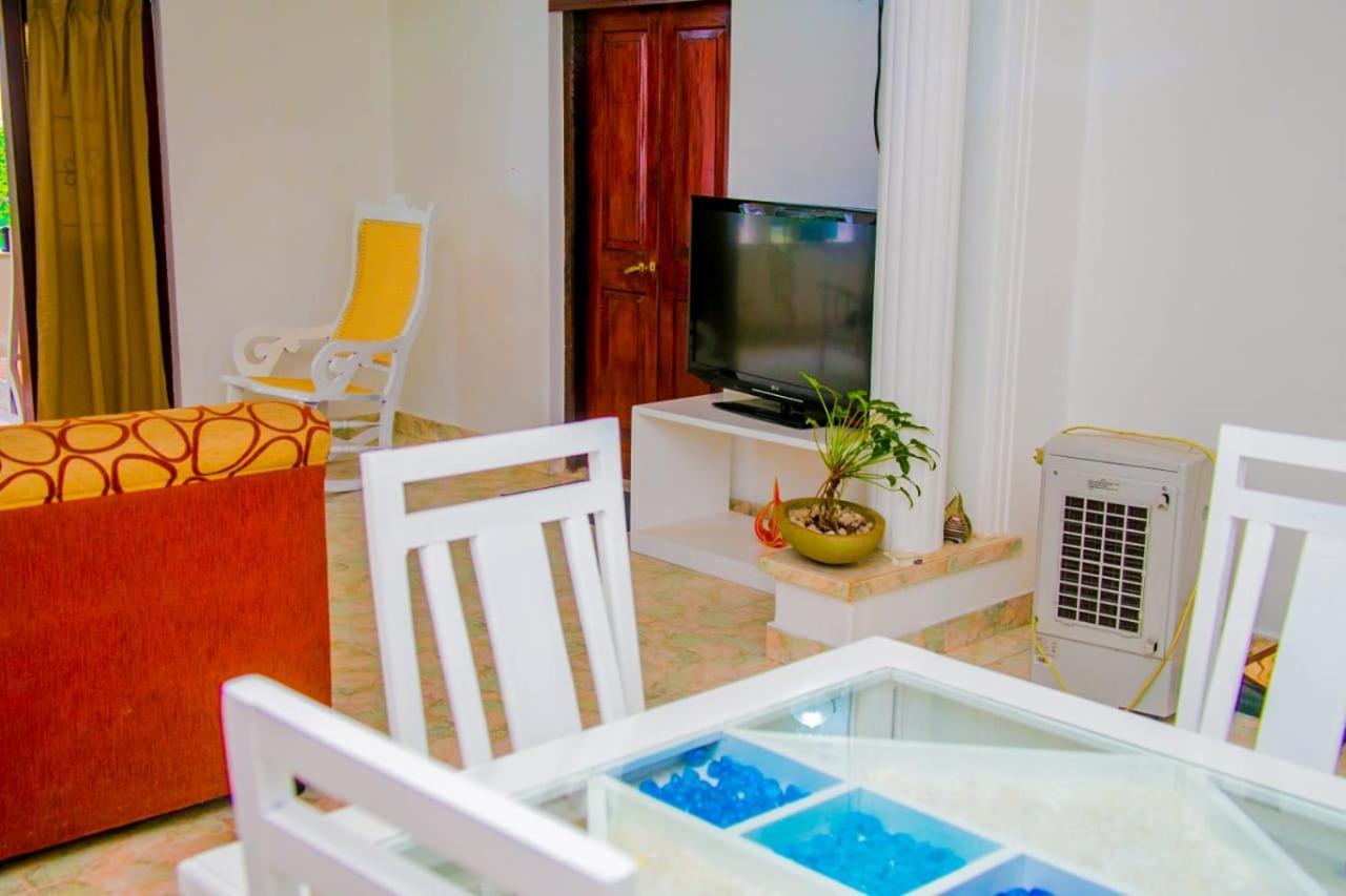 Niwahana Transit City Hotel Katunayaka Εξωτερικό φωτογραφία