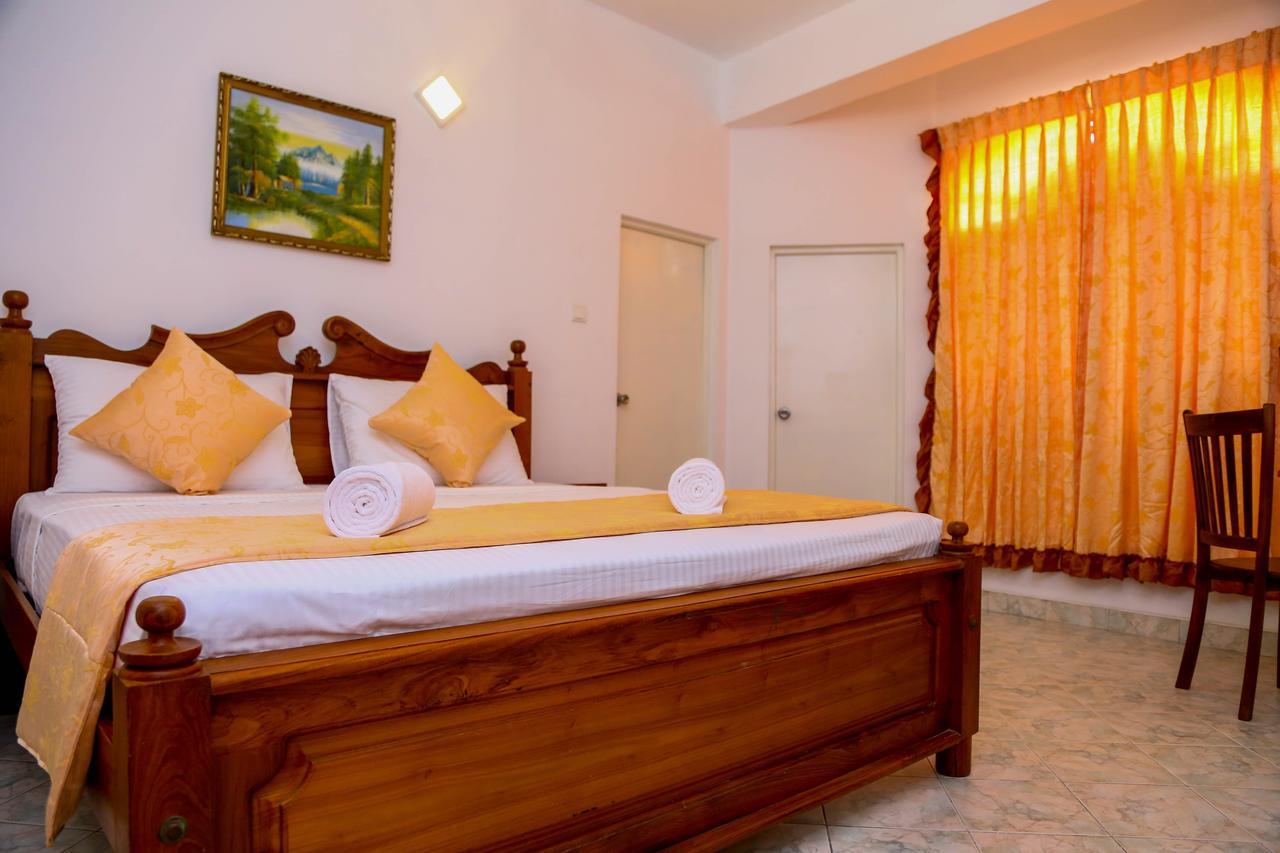 Niwahana Transit City Hotel Katunayaka Εξωτερικό φωτογραφία